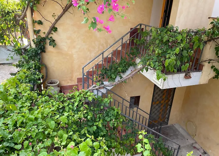 Casa Arborea * Орозеи